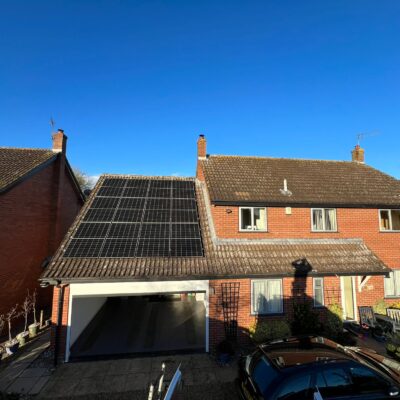 Flawless Photovoltaic solar installation done on concrete roofing
